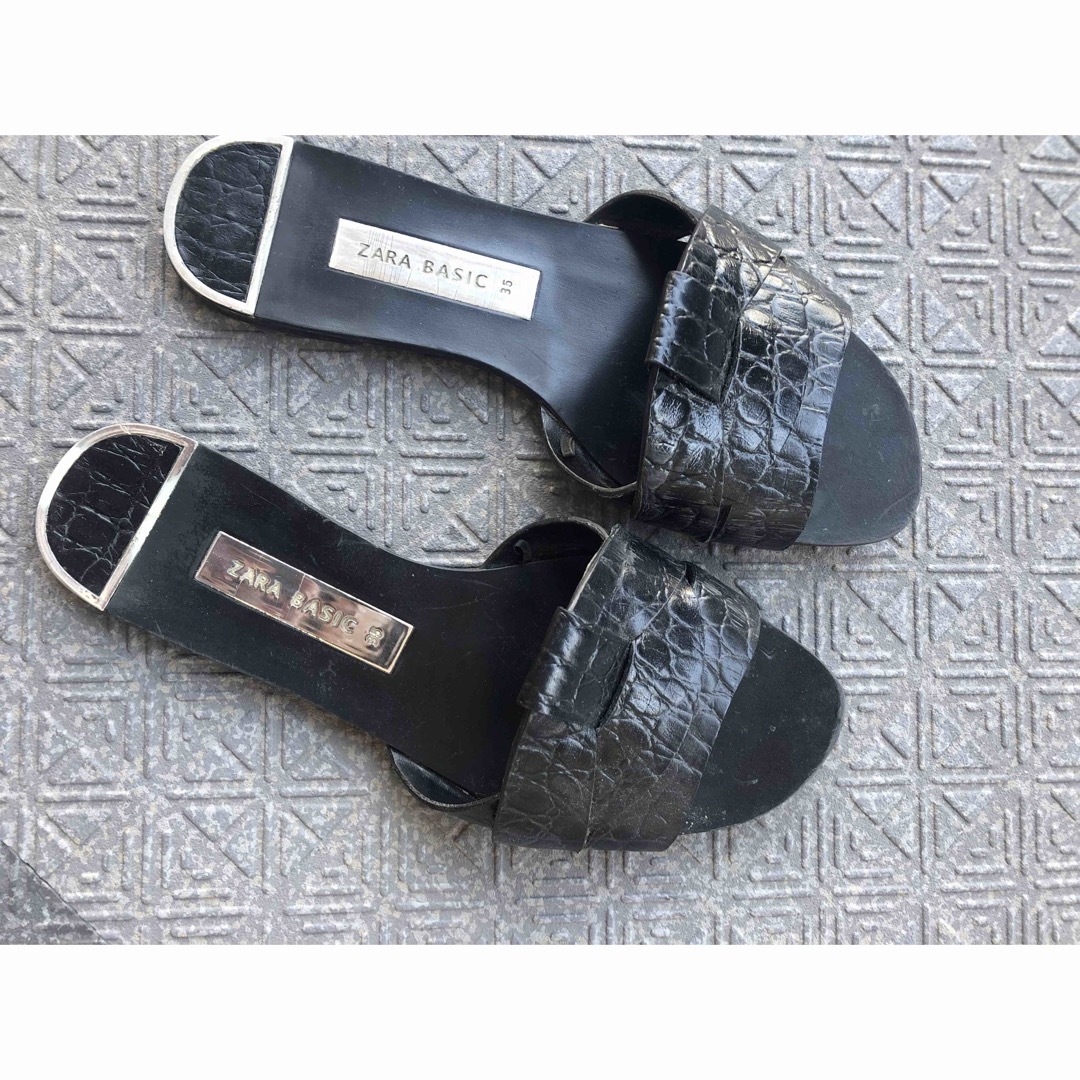 ZARA(ザラ)のzara フラットサンダル レディースの靴/シューズ(サンダル)の商品写真