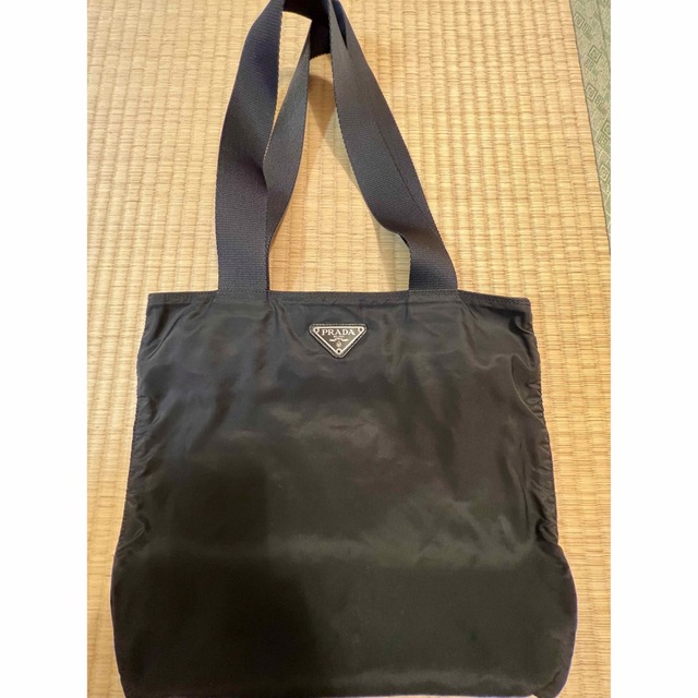 バッグPRADA プラダ　ナイロン　トートバッグ　黒