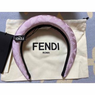 フェンディ(FENDI)のFENDIヘアバンド(ヘアバンド)