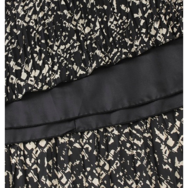 URBAN RESEARCH DOORS(アーバンリサーチドアーズ)の【DOORS】ランダムプリーツスカート レディースのスカート(ロングスカート)の商品写真