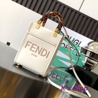 フェンディ ショッパーの通販 600点以上 | FENDIを買うならラクマ フェンディ ショッパーの通販 600点以上 | FENDIを買うならラクマ