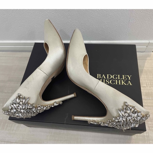 BADGLEY MISCHKA 10センチヒール　パンプス