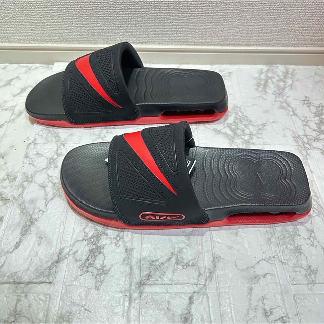 新品 未使用 NIKE AIRMAX CIRRO SLIDE ブラック/レッド 1