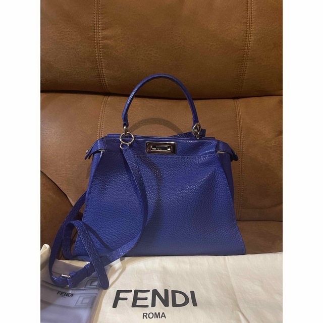 FENDI フェンディ ピーカブー ミディアム ブルー 2WAY