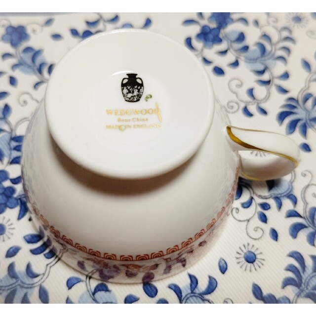 WEDGWOOD(ウェッジウッド)の美品 ウェッジウッド ダマスク レッド カップ＆ソーサー その2 エンタメ/ホビーの美術品/アンティーク(陶芸)の商品写真