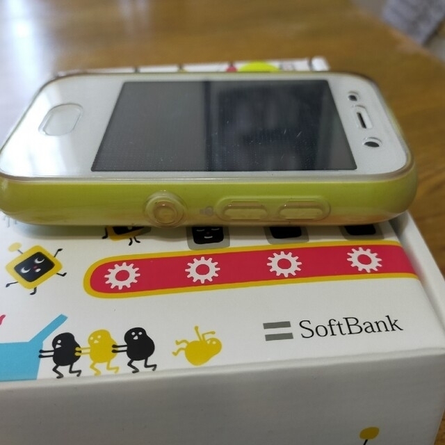 Softbank(ソフトバンク)のZTE キッズフォン 701ZT イエロー スマホ/家電/カメラのスマートフォン/携帯電話(スマートフォン本体)の商品写真