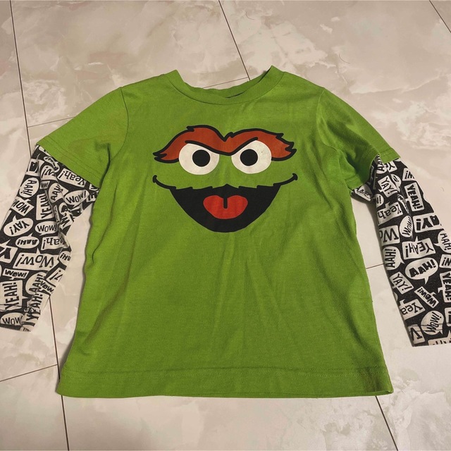 SESAME STREET(セサミストリート)のセサミストリート　オスカー　110  長袖Tシャツ キッズ/ベビー/マタニティのキッズ服男の子用(90cm~)(Tシャツ/カットソー)の商品写真