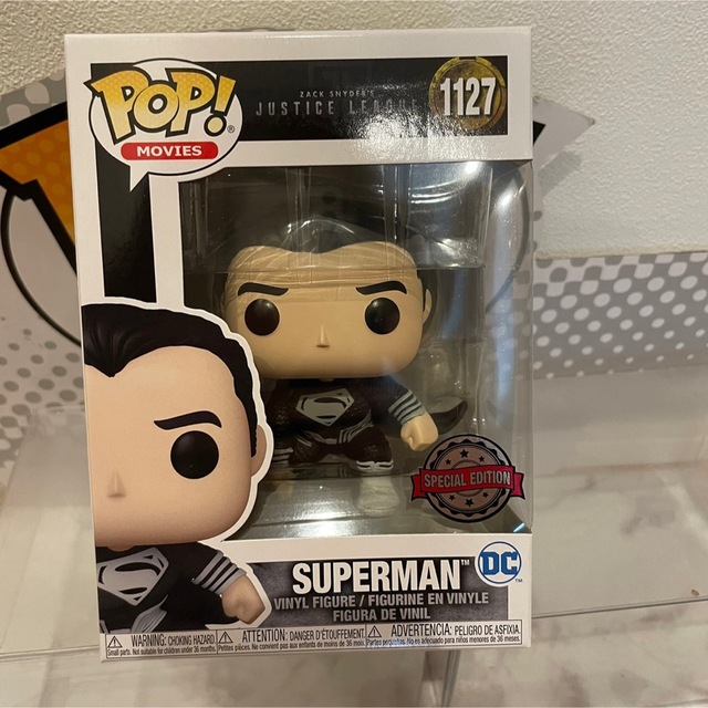 DC(ディーシー)の限定FUNKO POP!  ジャスティスリーグ　スーパーマン　ブラックスーツ エンタメ/ホビーのフィギュア(アメコミ)の商品写真