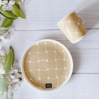 マリメッコ(marimekko)の♡マリメッコ　オイバ　バスケット　マグカップ　プレート  日本未入荷　北欧　食器(食器)