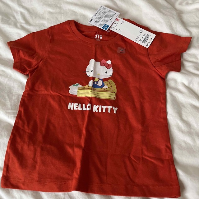 ユニクロ UT Tシャツ ハローキティ サンリオ 女の子 110