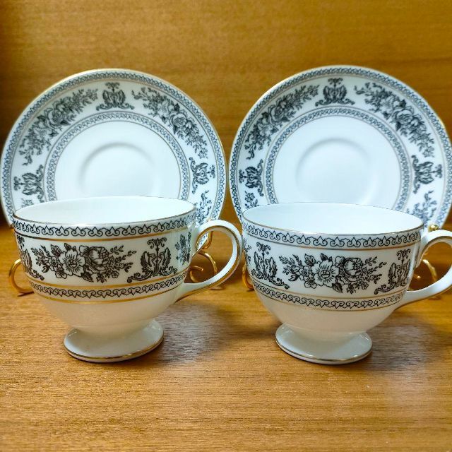 WEDGWOOD - ウェッジウッド ブラック カップ&ソーサー プレート 2客