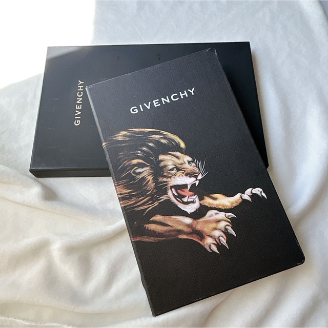【GIVENCHY】ジバンシー　ノート　メモ帳　ライオン　ブラック　箱付き