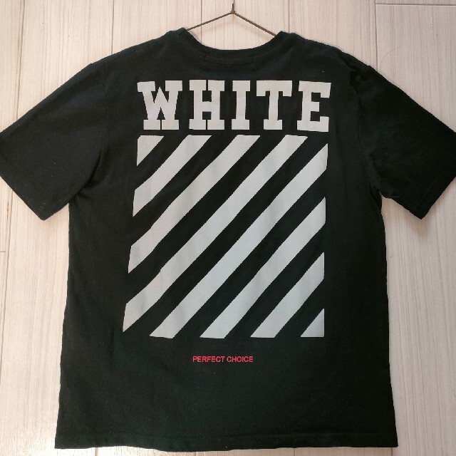 OFF-WHITE - オフホワイトTシャツの通販 by チョコチビ's shop｜オフ ...