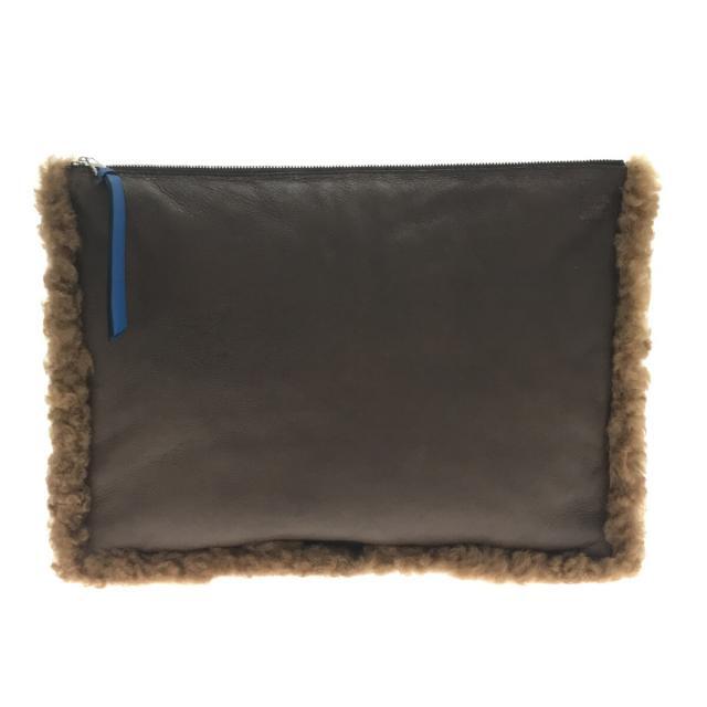 素晴らしい価格 ロエベ LOEWE クラッチバッグ美品 クラッチバッグ 黒ベルベット クラッチバッグ