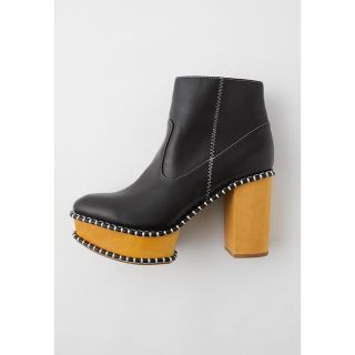 マウジー(moussy)のMOUSSY ウッドソールブーツＬ　新品/未使用(ブーツ)