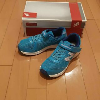 ニューバランス(New Balance)の新品未使用ニューバランスKV330モデルライトブルー23センチ(スニーカー)