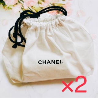 シャネル(CHANEL)のCHANEL （シャネル ) 巾着ノベルティポーチ　ホワイト　×2点(ポーチ)