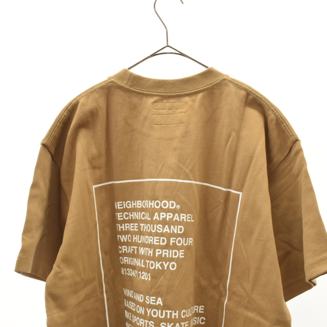 NEIGHBORHOOD(ネイバーフッド)のNEIGHBORHOOD ネイバーフッド 22SS×WIND AND SEA ウィンダンシー フロントロゴ半袖Tシャツ カットソー 221FRWSN-STM01S ブラウン メンズのトップス(Tシャツ/カットソー(半袖/袖なし))の商品写真