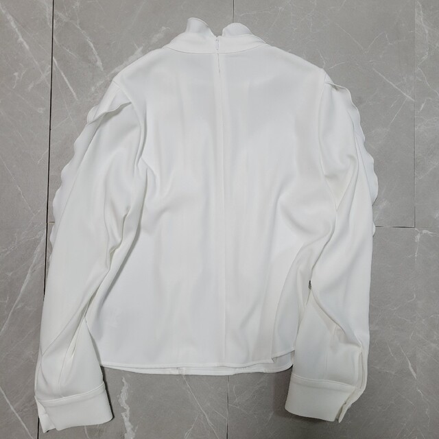シェリエ sheller eleganceフリルブラウス | www.jarussi.com.br