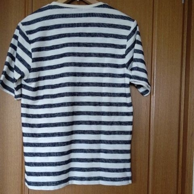 GU(ジーユー)のGU Tシャツ Mサイズ メンズのトップス(Tシャツ/カットソー(半袖/袖なし))の商品写真
