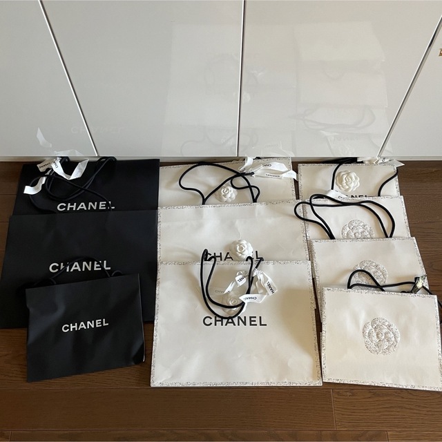 CHANEL - シャネル紙袋10枚 まとめ売りの通販 by Jane'shop｜シャネル