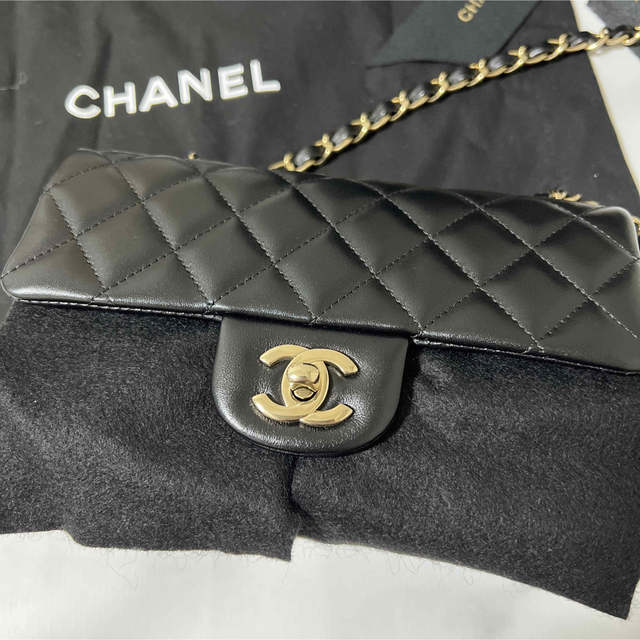 ほぼ新品] 百貨店購入証明書あり 新品未使用 CHANEL ミニマトラッセ バッグ