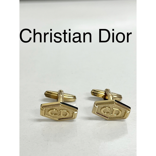 Christian Dior(クリスチャンディオール)のChristianDior メンズ　カフリンクス　シンプル　ゴールド　スーツ メンズのファッション小物(カフリンクス)の商品写真