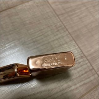 【Zippo】シルバーゴールドカラーSG仕上げ／ロゴ彫りイタリック体