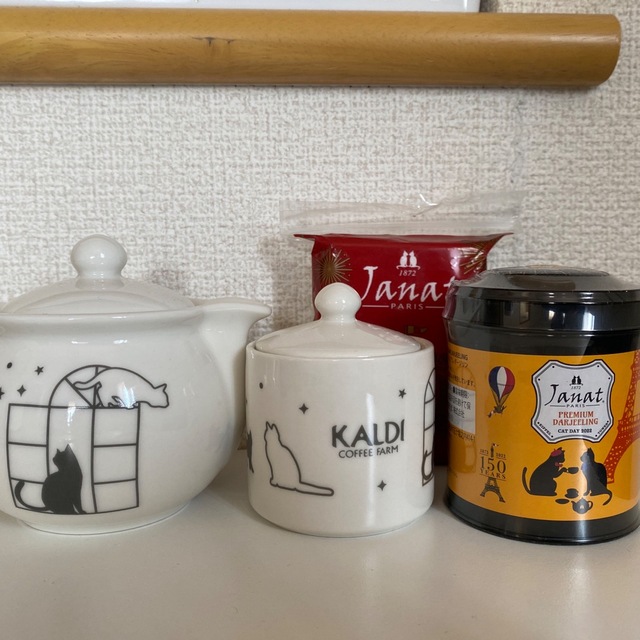 KALDI(カルディ)のKALDI 猫の日　紅茶セット インテリア/住まい/日用品のキッチン/食器(容器)の商品写真