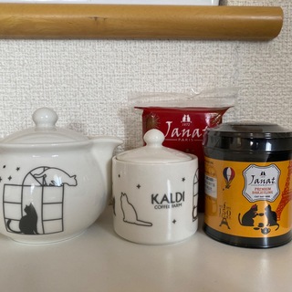 カルディ(KALDI)のKALDI 猫の日　紅茶セット(容器)