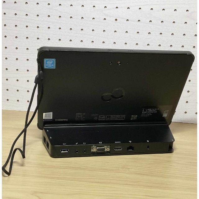 富士通(フジツウ)の美品＞Fujitsu Q507　防水防塵タブレットPC Office付 スマホ/家電/カメラのPC/タブレット(タブレット)の商品写真