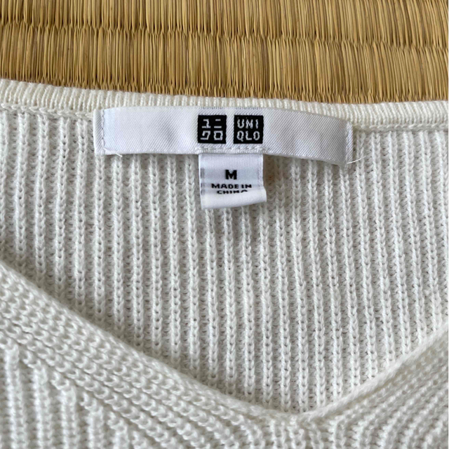 UNIQLO - ユニクロ コットンカシミアVネックセーター 白 Vネック UNIQLO - ユニクロ コットンカシミアVネックセーター 白 Vネック
