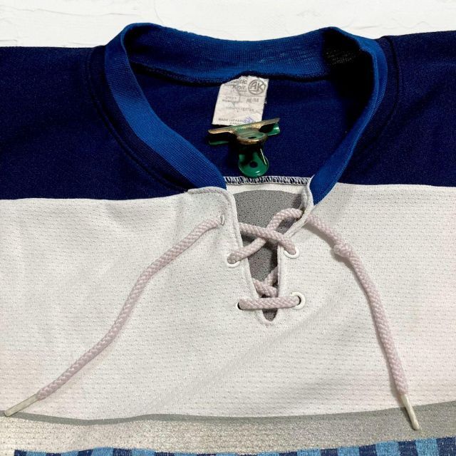 KBV AK ビンテージ   白　青 ホッケーパーカー　プロチーム ゲームシャツ メンズのトップス(Tシャツ/カットソー(七分/長袖))の商品写真