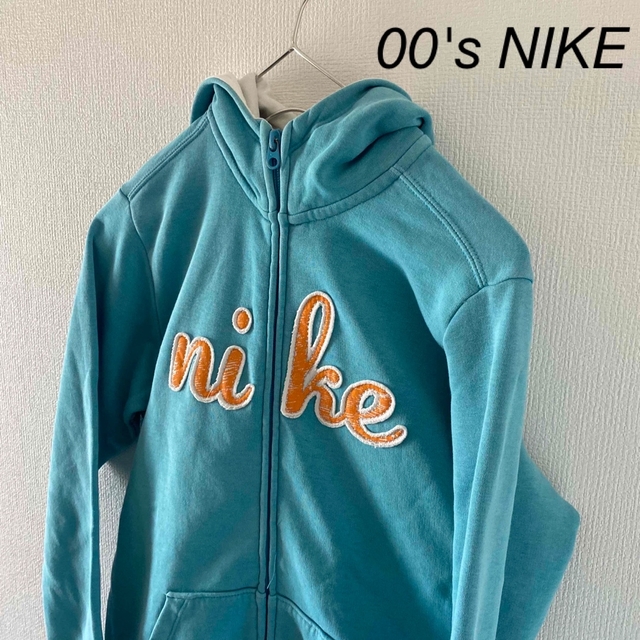 NIKE レディースパーカー　L