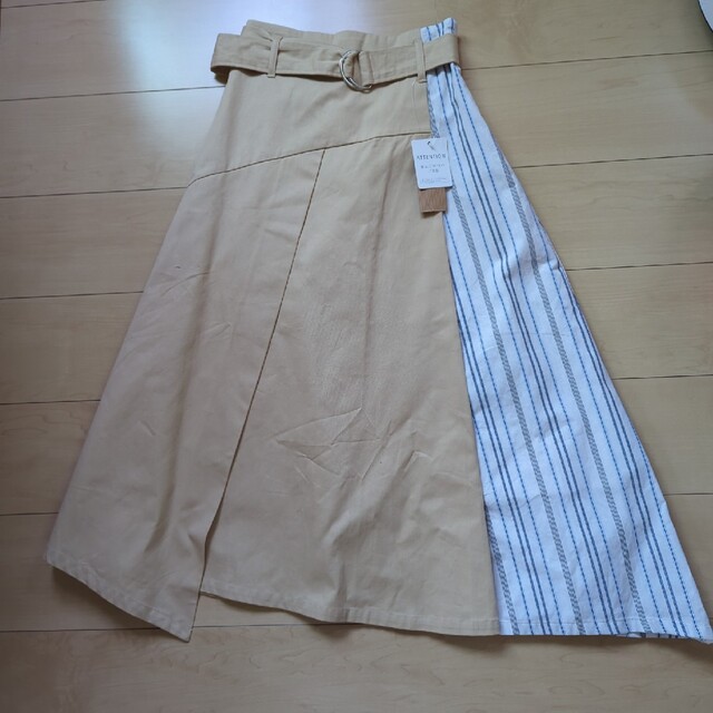ロングスカート　サイド切り替えストライプ レディースのスカート(ロングスカート)の商品写真