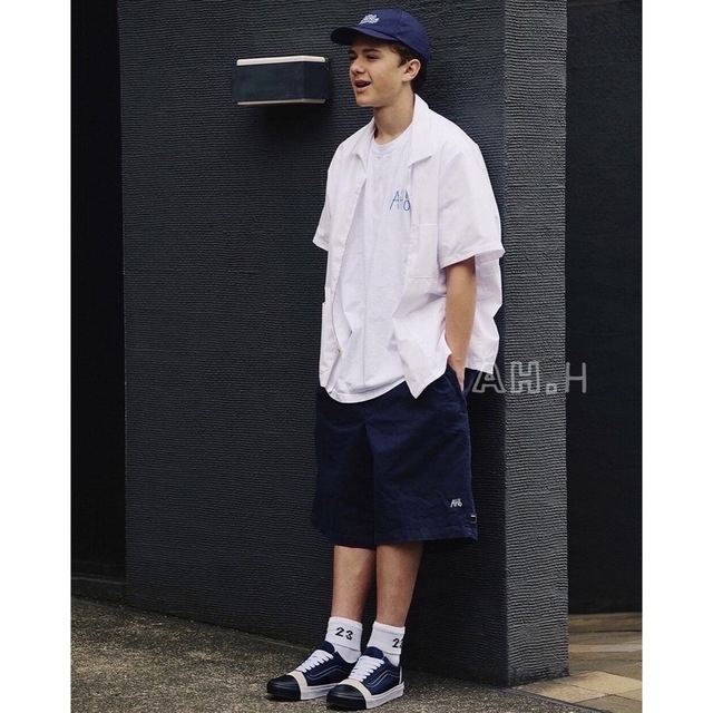 ssz brochure AH.H stacks Tシャツ L-eastgate.mk