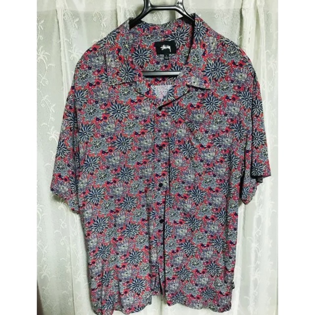 STUSSY(ステューシー)のMサイズ STUSSY FLORAL PRINT SHIRT ステューシー メンズのトップス(シャツ)の商品写真