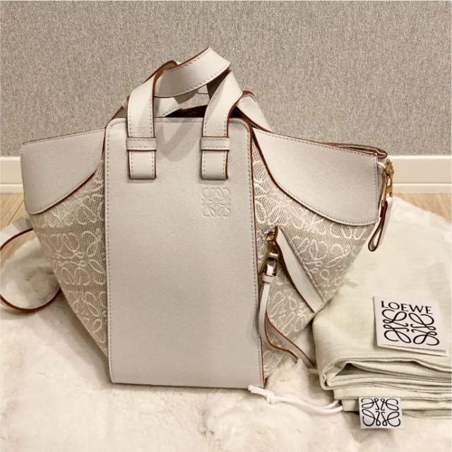 税込】 LOEWE - ロエベ ハンモック スモール ショルダーバック