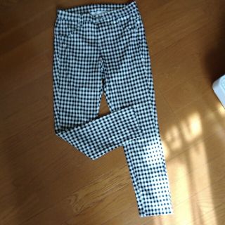 ユニクロ(UNIQLO)のUNIQLO　クロップレギンスドパンツS(クロップドパンツ)