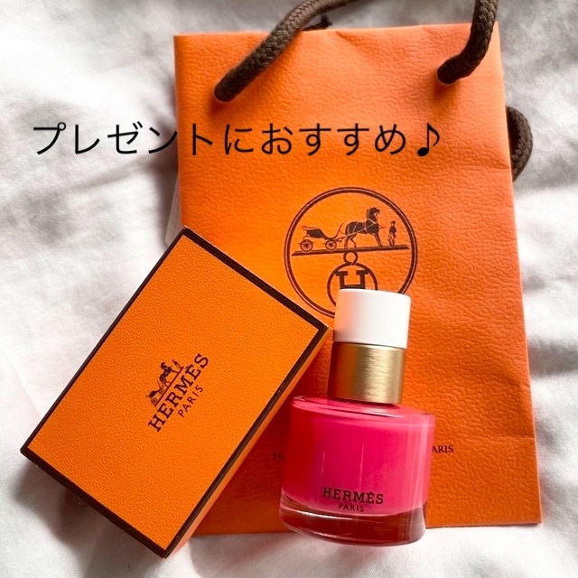 Hermes(エルメス)の【新品未使用】HERMES ネイル　43 ローズ・アンカルナ コスメ/美容のネイル(マニキュア)の商品写真