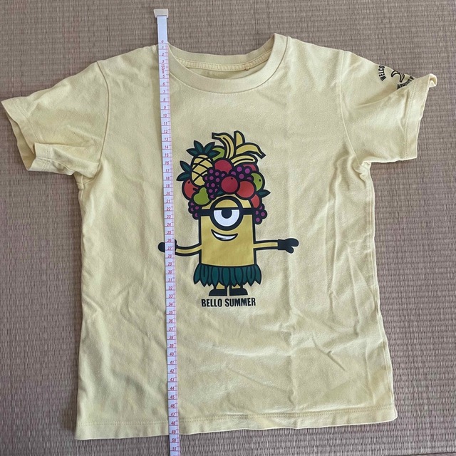 ミニオン(ミニオン)のUNIQLO ミニオンズTシャツ7-8 キッズ/ベビー/マタニティのキッズ服男の子用(90cm~)(Tシャツ/カットソー)の商品写真