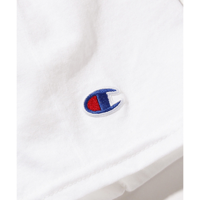 Champion(チャンピオン)の新品 オーバーサイズ チャンピオン tシャツ 白T ホワイト champion メンズのトップス(Tシャツ/カットソー(半袖/袖なし))の商品写真