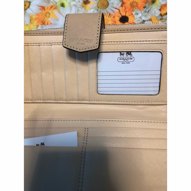 COACH(コーチ)のCOACHシグネチャー 長財布  未使用 レディースのファッション小物(財布)の商品写真