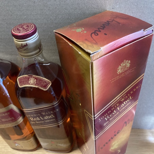 シンプルでおしゃれ 【未開栓、送料込み、古酒】 ジョニーウォーカー