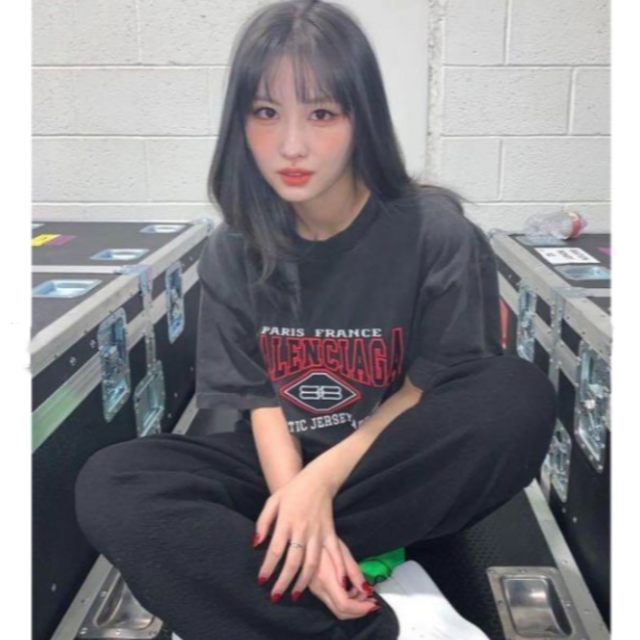 コムドットやまと ヒョンジン着用 バレンシアガ Tシャツ 希少モデル