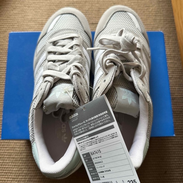 adidas originals ZX700