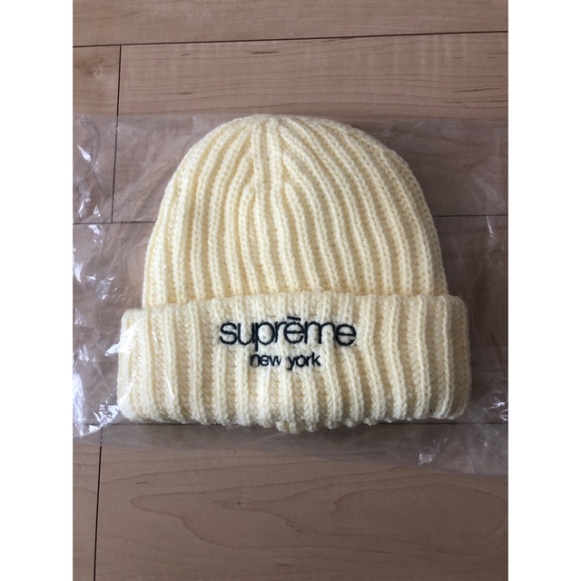 Supreme(シュプリーム)のSupreme Ribbed Beanie "Cream" シュプリーム  メンズの帽子(ニット帽/ビーニー)の商品写真