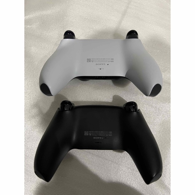 PlayStation(プレイステーション)のプレイステーション5 デジタルエディション CFI-1200B01 エンタメ/ホビーのゲームソフト/ゲーム機本体(家庭用ゲーム機本体)の商品写真