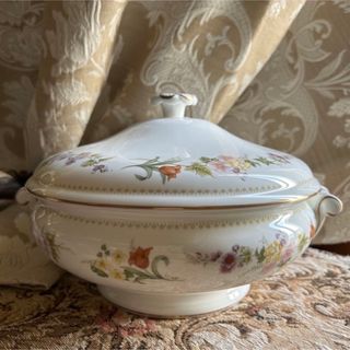WEDGWOOD - レア! 英国製 黒壺 ウェッジウッド ミラベル カバード ... レア! 英国製 黒壺 ウェッジウッド ミラベル カバードベジタブル