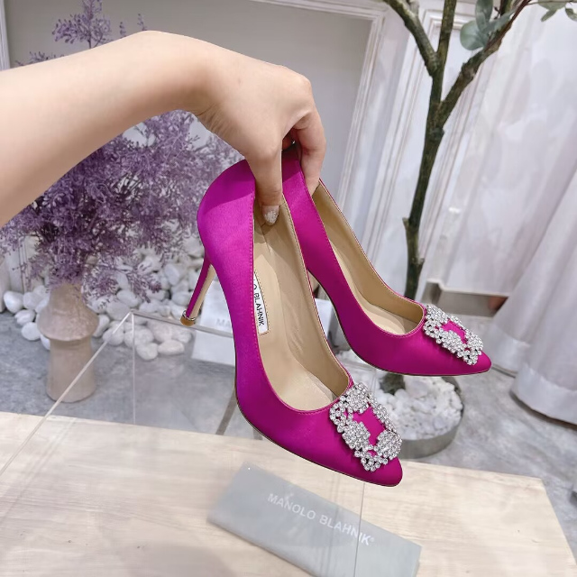 早い者勝ち Blahnik マノロブラニク パンプス ピンク レアデザイン